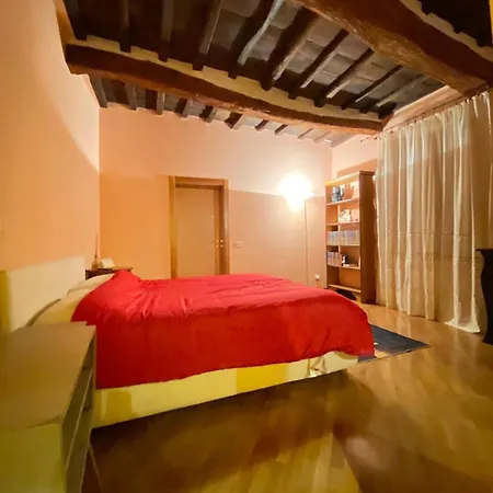 La Casa D'oro